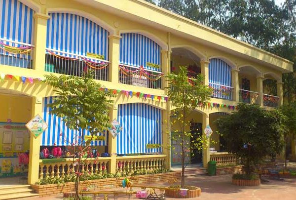 Bạt che nắng mưa